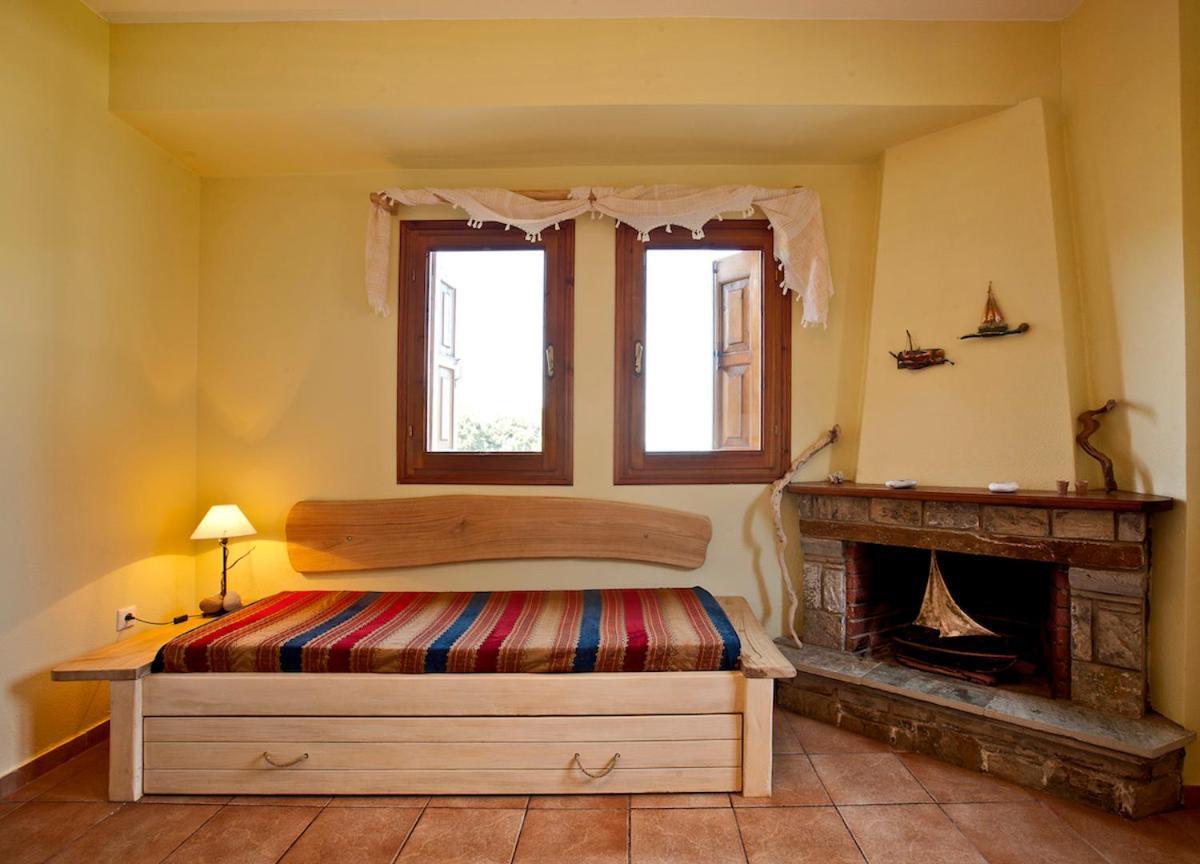 Victoria'S Guesthouse Дамухарі Екстер'єр фото